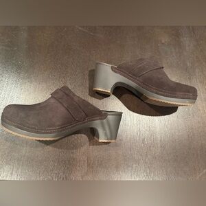 CROCS Brown and Gray Mules Versatile Clogs
